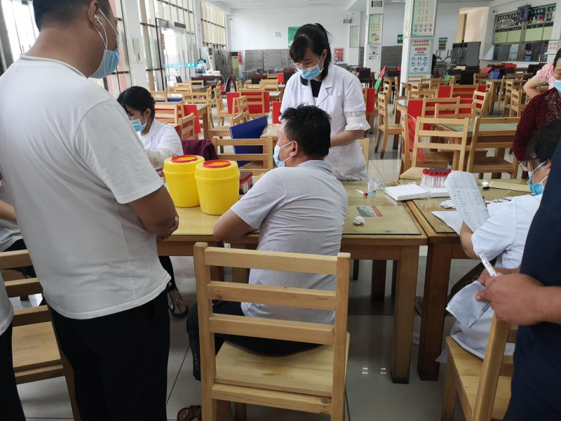 2021年8月30日組織食堂工作人員及學校食品安全管理人員集體體檢，辦理健康證.png